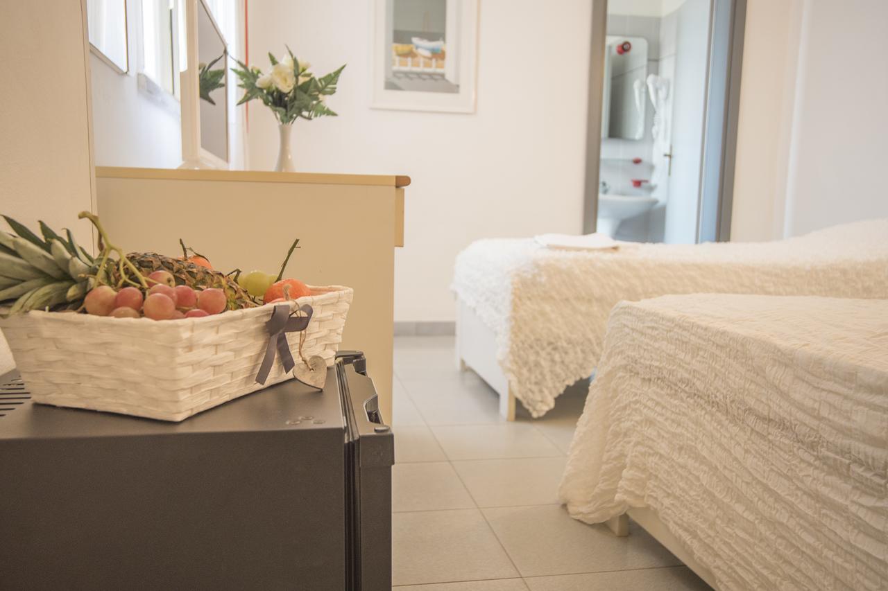 Santa Caterina Otel San Vincenzo Dış mekan fotoğraf